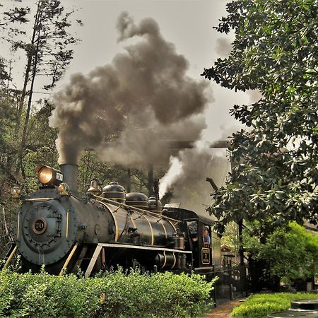 Daya, Hot Tub, Pool Table, 1089 Of Free Attraction Tickets For Each Paid Day, Dollywood And More! Гатлинбург Номер фото