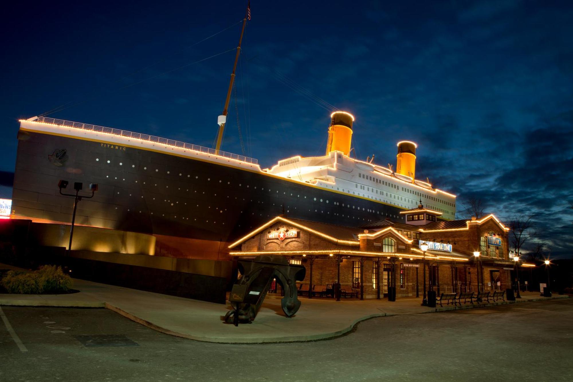 Daya, Hot Tub, Pool Table, 1089 Of Free Attraction Tickets For Each Paid Day, Dollywood And More! Гатлинбург Номер фото
